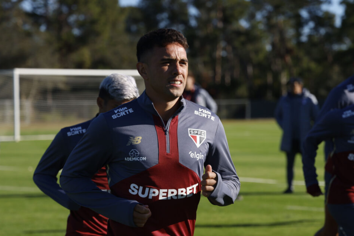 Enzo Díaz no treino do São Paulo em 2025 (Foto: Rubens Chiri/saopaulofc)