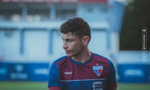 Diogo Barbosa em treino pelo Fortaleza. (Foto: Leonardo Moreira/FEC)