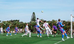 Fortaleza e Miami United FC em ação. (Foto: Viktor Araújo/FEC)