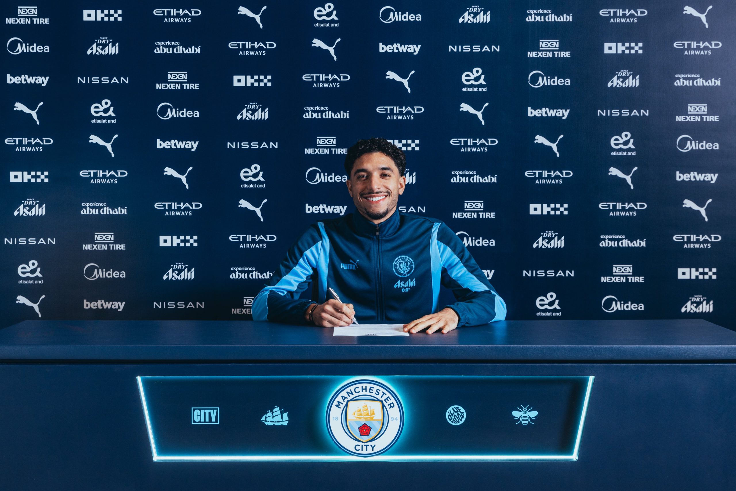 Marmoush no City. (Foto:Divulgação/Manchester City)