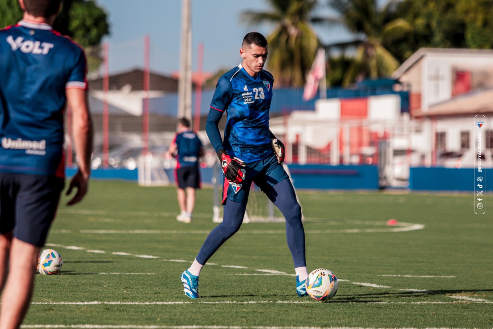 O goleiro Santos, com a camisa do Fortaleza. (Foto: Mateus Lotif/FEC)