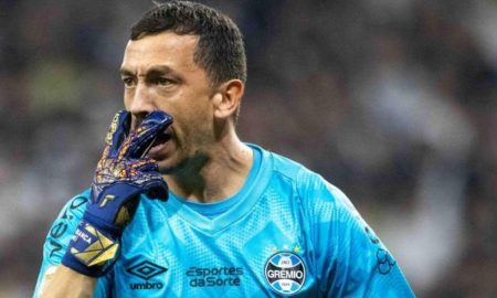 Marchesín com a camisa do Grêmio. (Foto: Lucas Uebel/GFBPA)