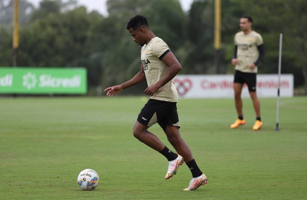 (Foto: Celso da Luz/ Assessoria de imprensa Criciúma E.C)