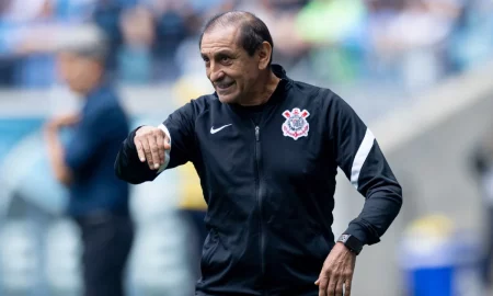 O Corinthians venceu o Velo Clube por 2 a 1 neste domingo (19). Ramón Díaz explicou a escolha de jogadores e projeta clássico contra o São Paulo. (Foto: Rodrigo Coca/Agência Corinthians)