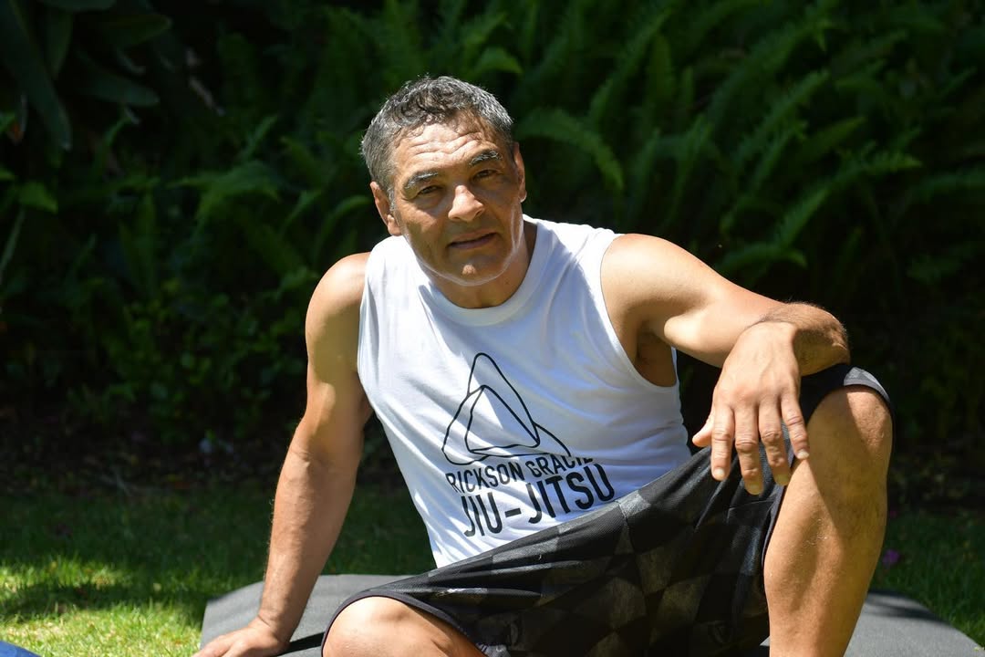 Rickson Gracie escreveu livro sobre sua luta contra a Doença de Parkinson (Foto: Reprodução/Instagram)