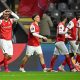 Braga comemorando a vitória sobre a Lazio. (Foto: Octavio Passos/Getty Images)