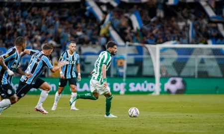 Juventude luta, mas sai em desvantagem contra o Grêmio; equipe precisará reverter placar em casa (Foto: reprodução/Fernando Alves/ECJ)