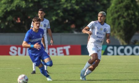 Caravaggio e Barra em ação pelo Catarinense. (Foto: Reprodução/Caravaggio FC)