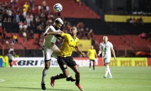 Sport e Decisão em ação pela 1ª fase do Pernambucano. (Foto: Paulo Paiva/SCR)