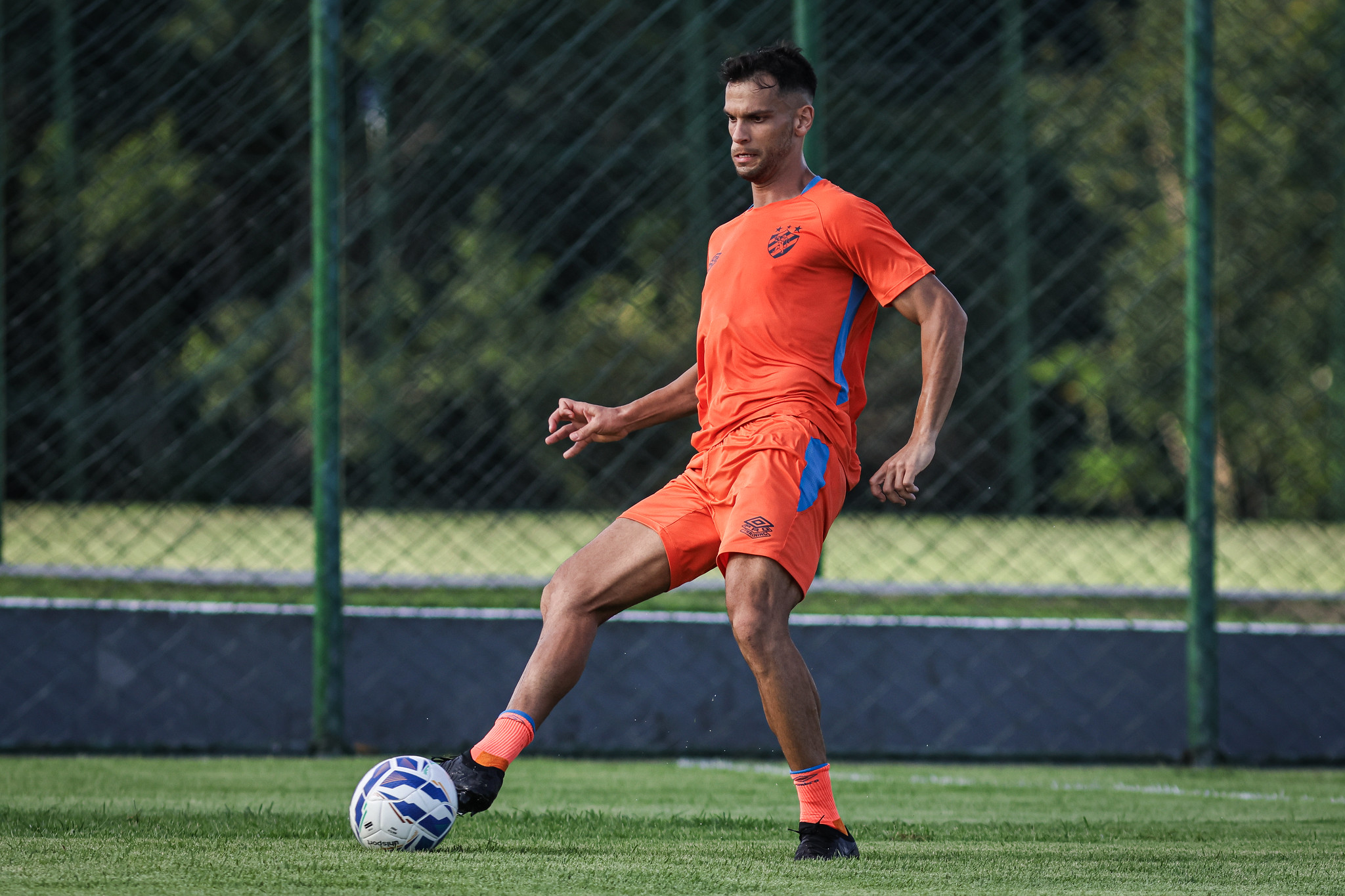 Rafael Thyere em treino pelo Sport. (Foto: Paulo Paiva/SCR)