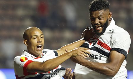 Vitória (Foto: Rubens Chiri/Saopaulofc.net)