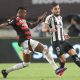 Botafogo e Flamengo se enfrentando pela Supercopa (Foto: Vítor Silva/Botafogo)