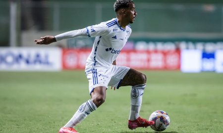 Matheus Pereira contra o América-MG. (Foto: Gustavo Aleixo/Cruzeiro)