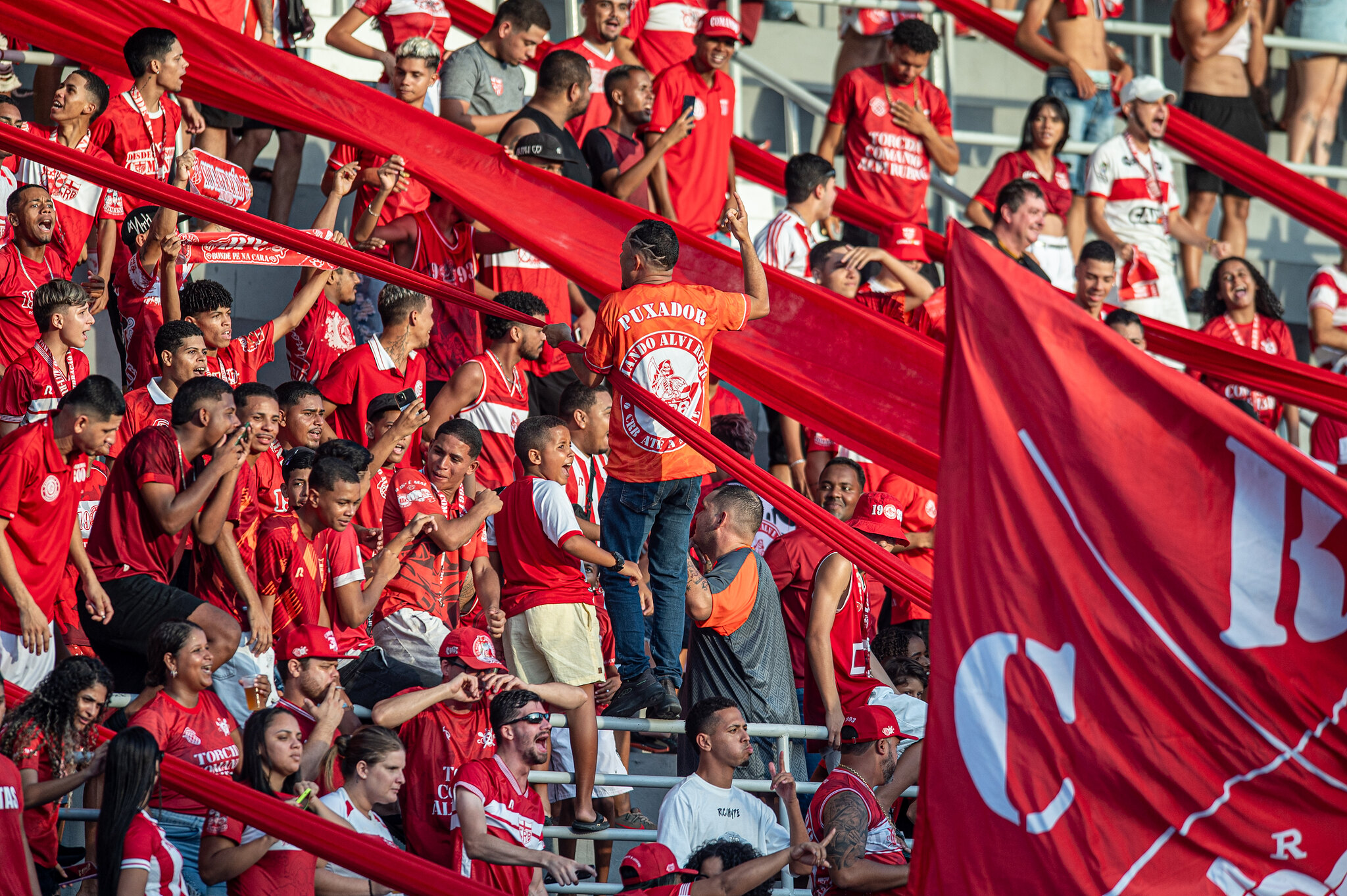 Torcida do CRB presente no Estádio Rei Pelé. (Foto: Francisco Cedrim/CRB)