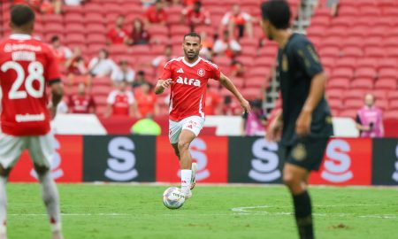 Thiago Maia em atuação pelo Inter. (Foto: Ricardo Duarte/SCI)