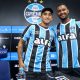 Cristian Olivera e Luan Cândido são apresentados no Grêmio. (Foto: Lucas Uebel/GFBPA)