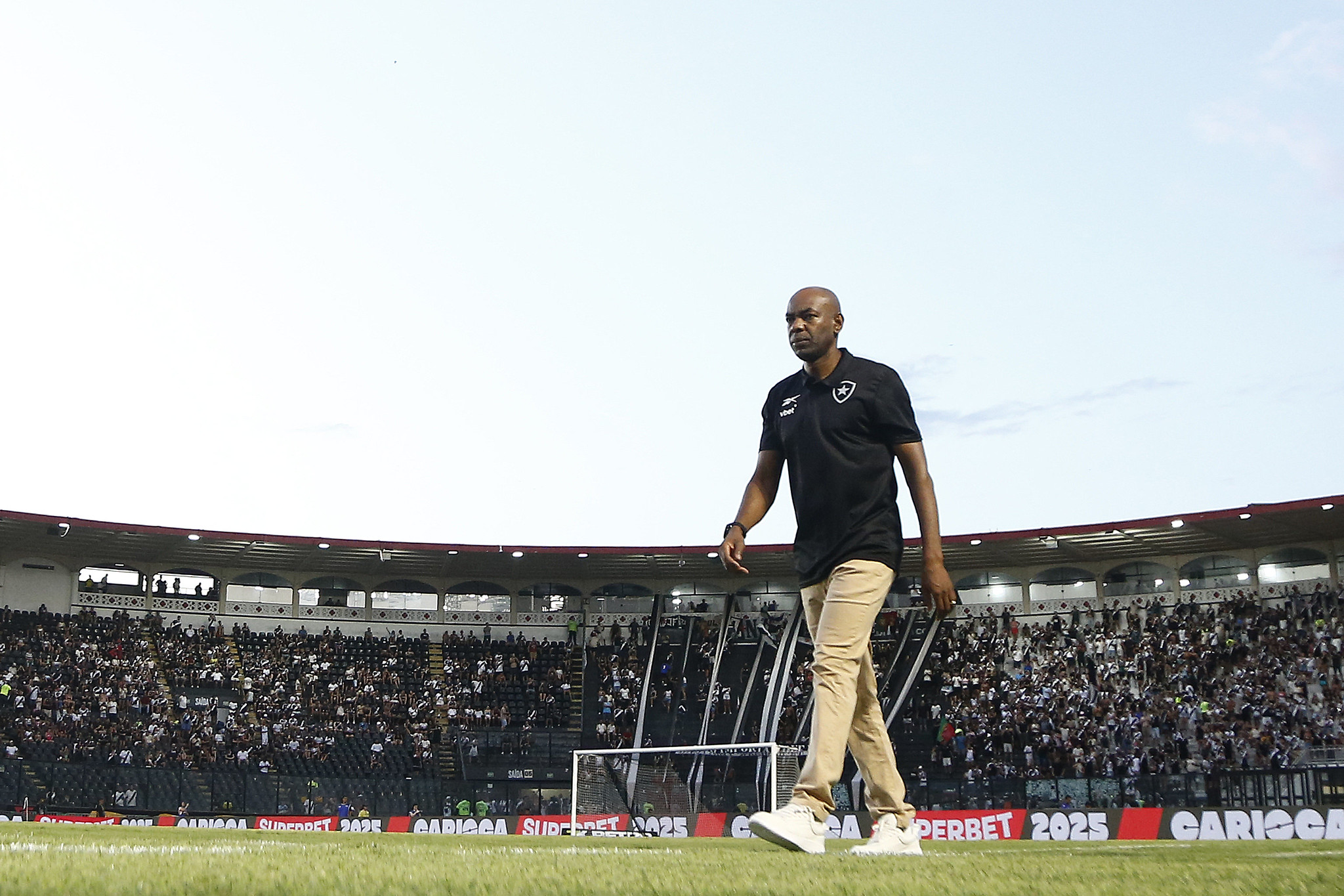 Claudio Cacapa. Foto: Vitor Silva/Botafogo)