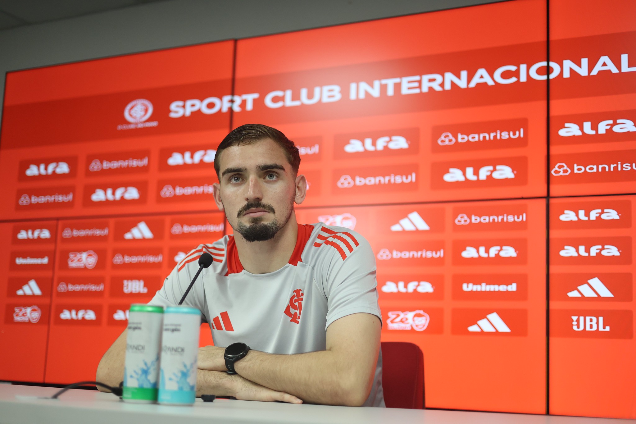 Anthoni em entrevista coletiva. (Foto: Ricardo Duarte/SCI)