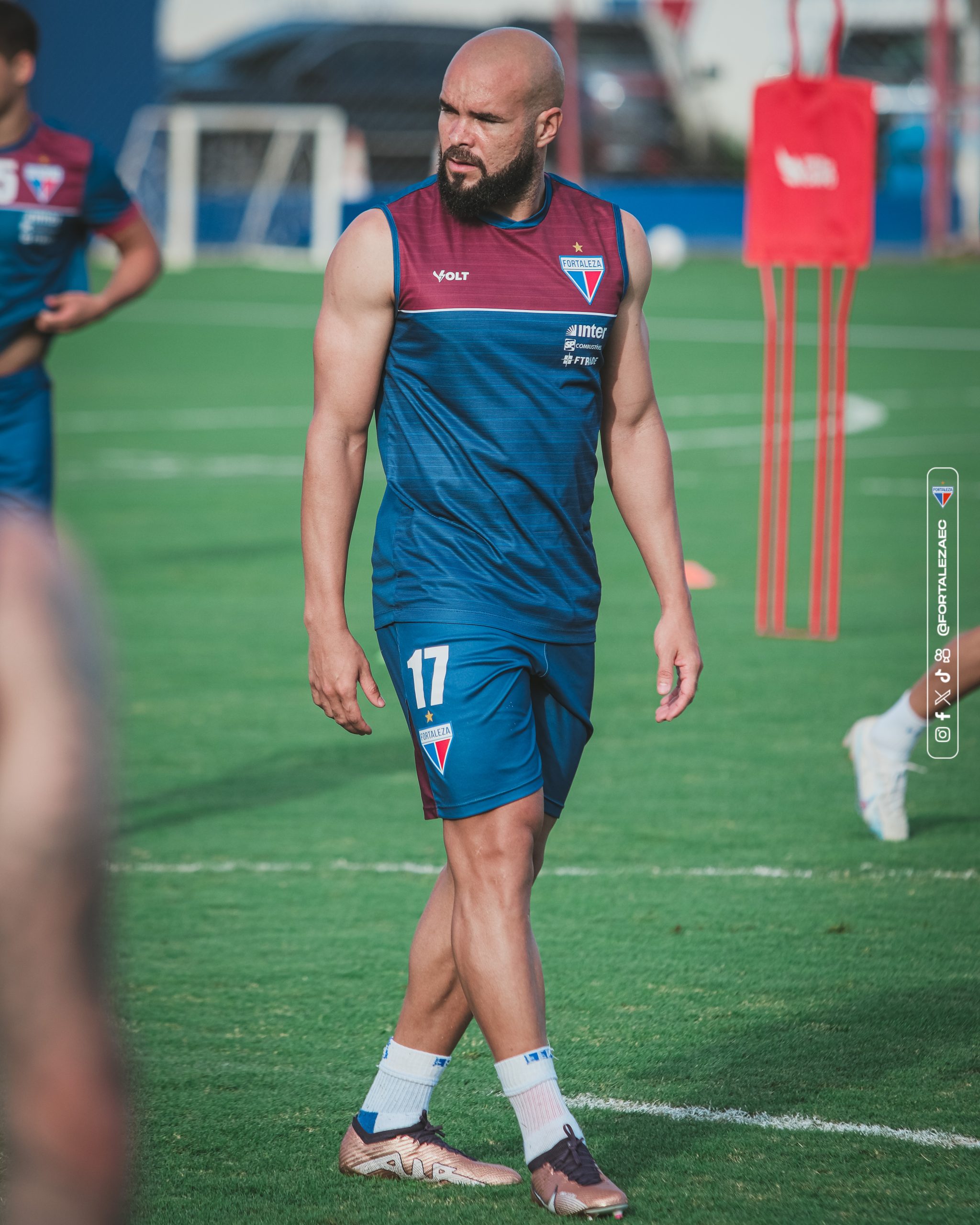 Zé Welison em treino pelo Fortaleza. (Foto: Mateus Lotif/FEC)