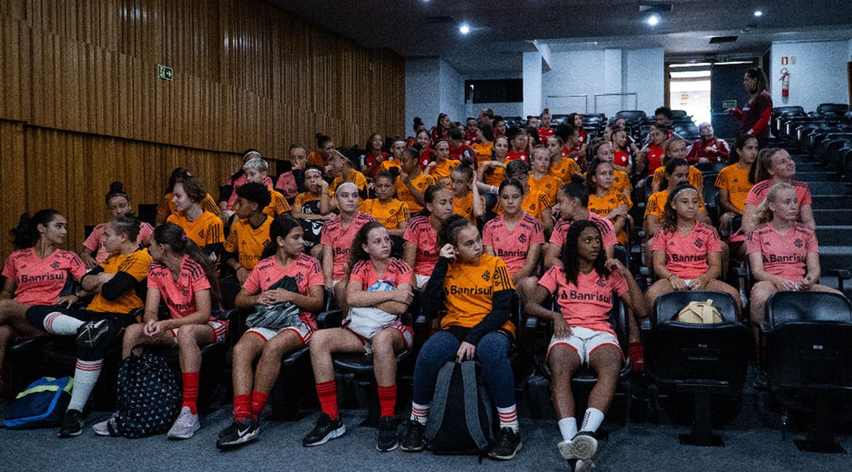 Gurias Coloradas iniciam preparação para a temporada 2025