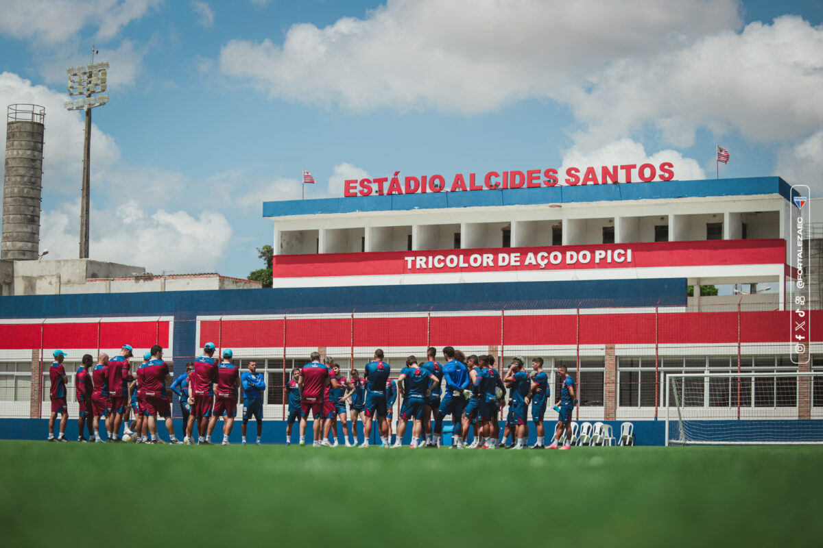 O time do Fortaleza driblou os poucos dias de treino para se preparar para o confronto na Copa do Nordeste. (Mateus Lotif / Fortaleza EC)