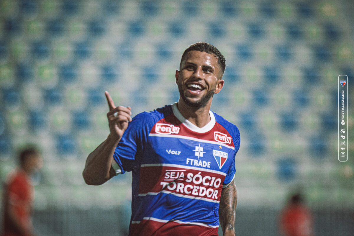 Kauê Canela em atuação pelo Fortaleza. (Foto: João Moura/FEC)