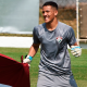 Pedro Rangel com a camisa do Fluminense. (Foto: Lucas Merçon/FFC)