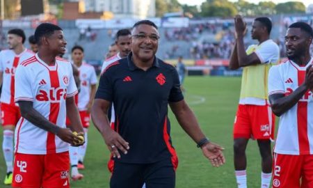 Roger comenta sobre vitória contra o Caxias (Foto: Ricardo Duarte / Internacional)