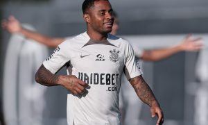 Com a chegada próxima de Fabrizio Angileri ao Corinthians, o clube passará a contar com quatro laterais-esquerdos no elenco. (Foto; Rodrigo Coca/Agência Corinthians)