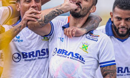 Destaque no começo da temporada, meio-campista Nelsinho projeta recuperação na sequência do estadual. (Foto: Ariston Tavares / Santo André)