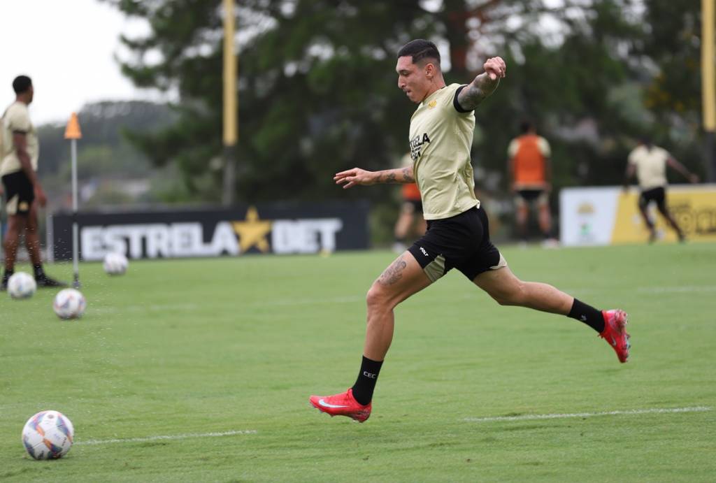 (Foto: Celso da Luz/ Assessoria de imprensa Criciúma E.C.)