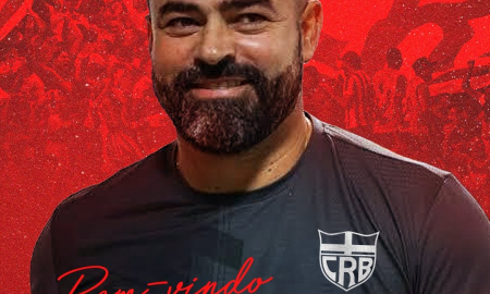 Ari Barros é anunciado no CRB. (Foto: Reprodução/CRB)