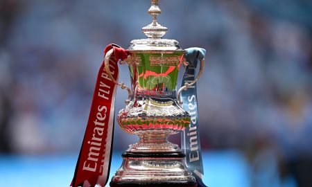 Taça da Copa da Inglaterra. (Foto: Mike Hewitt/Getty Images)