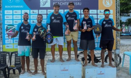 Campeões do Open Masculino no Alto do Pódio (Foto: Vortex Fotografias)