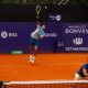 Rafael Matos de azul (Foto: @argentinaopentennis / Ieb+ Argentina Open)