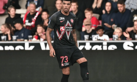 Juninho em atuação pelo Midtjylland. (Foto: Reprodução/Midtjylland)