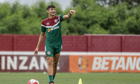 Felipe Andrade em treino do Fluminense (Foto: Lucas Merçon/FFC)