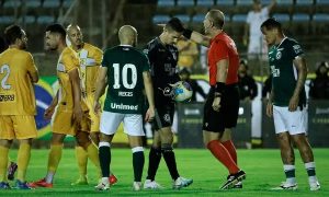 (Foto: Rosiron Rodrigues / Goiás E.C.)