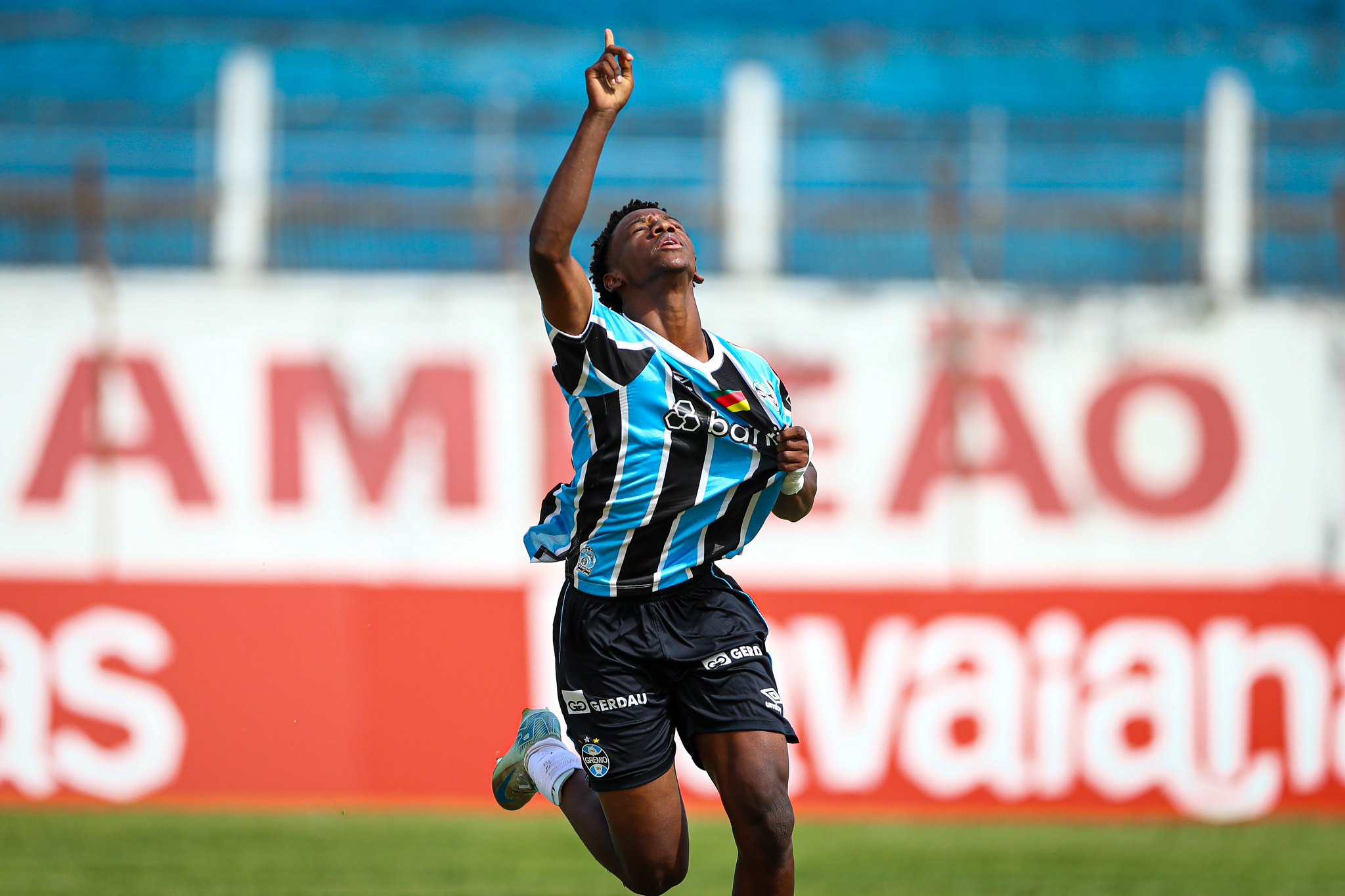 Gabriel Mec em atuação pelo Grêmio. (Foto: Angelo Pieretti/GFBPA)