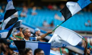 Torcida do Grêmio presente na Arena. (Foto: Lucas Uebel/GFBPA)