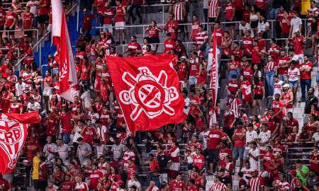 Torcida do CRB no Rei Pelé. (Foto: Reprodução/CRB)