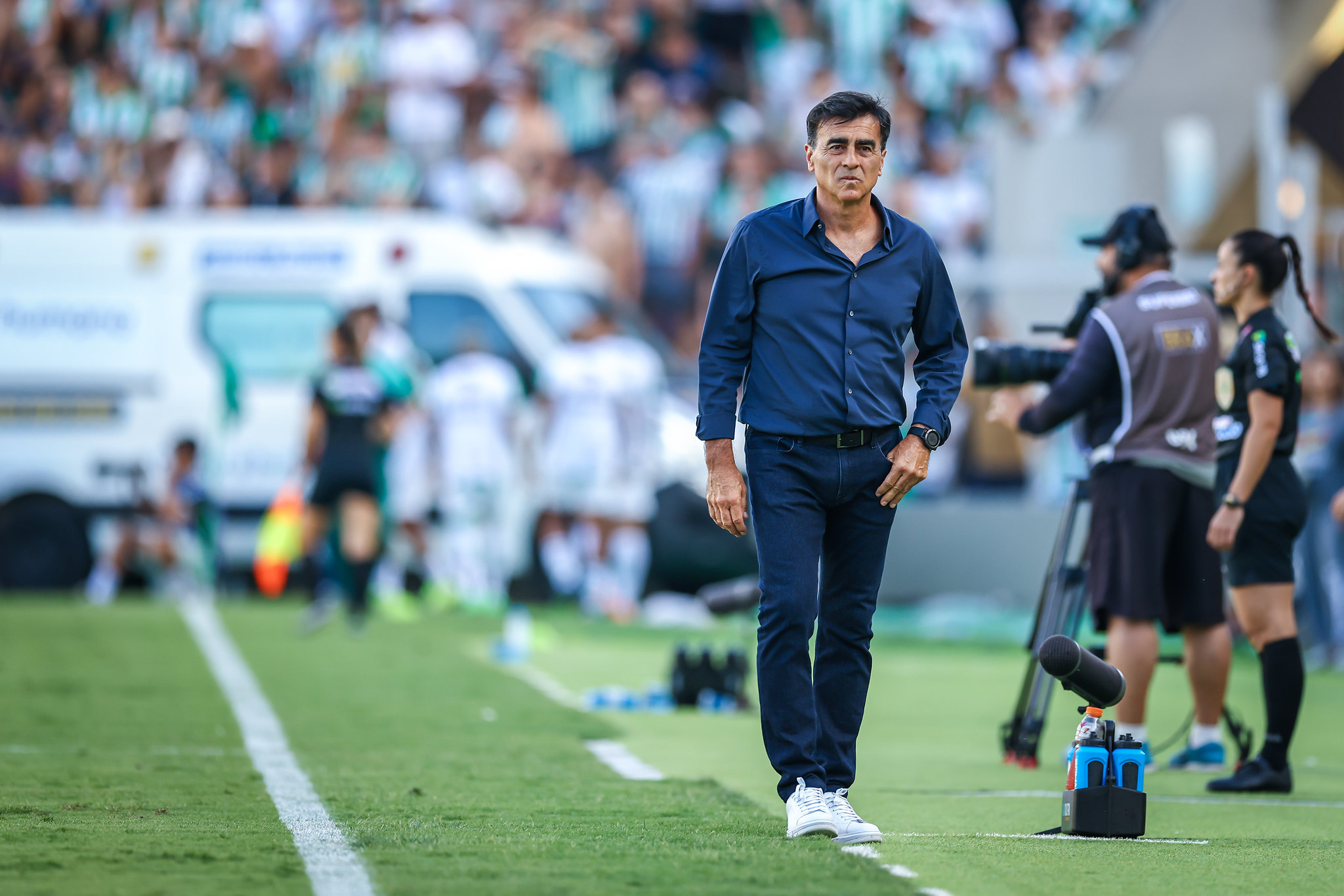 O treinador Gustavo Quinteros. (Foto: Lucas Uebel/GFBPA)