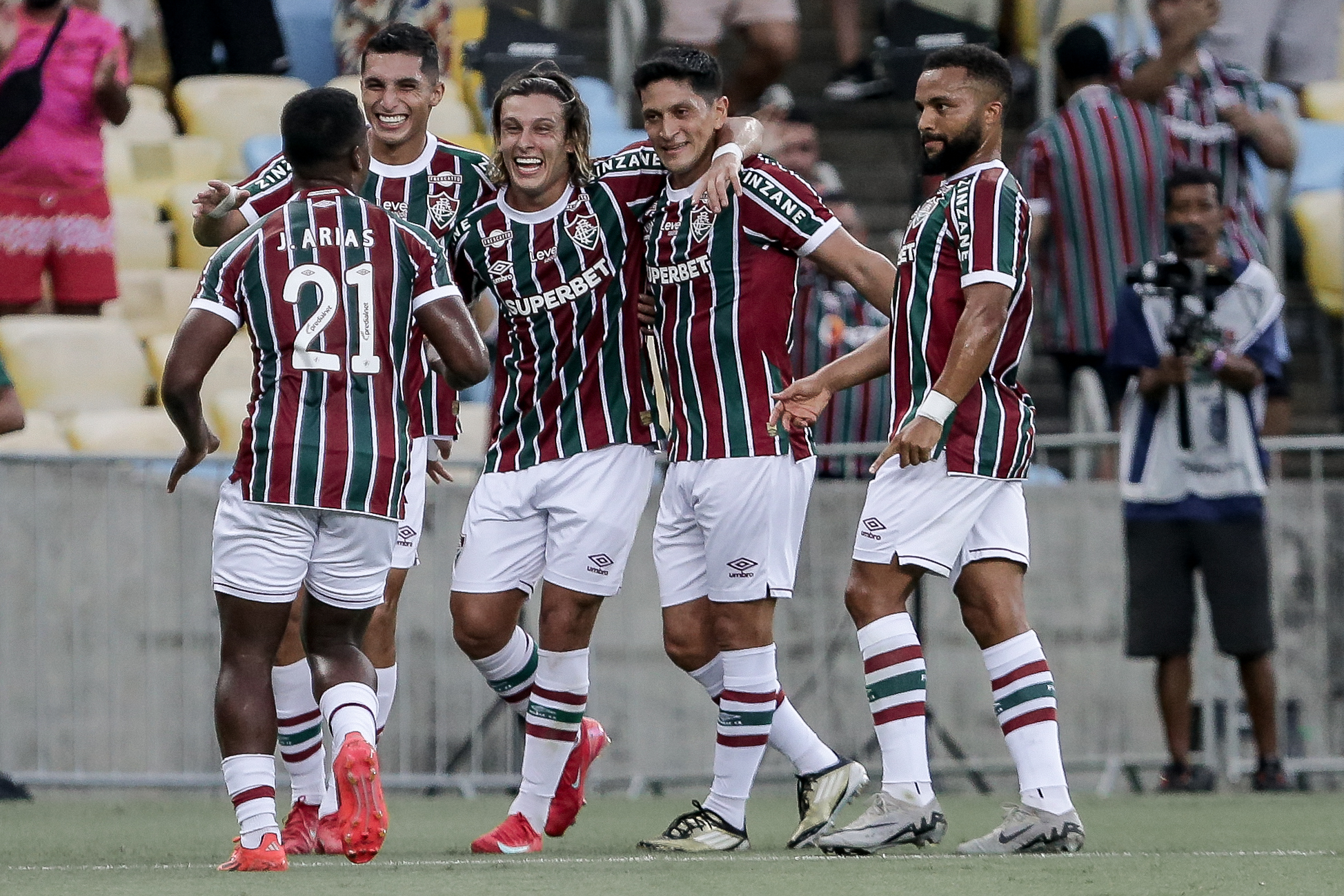 Fluminense vence Volta Redonda com autoridade e abre vantagem na semi do Cariocão 2025