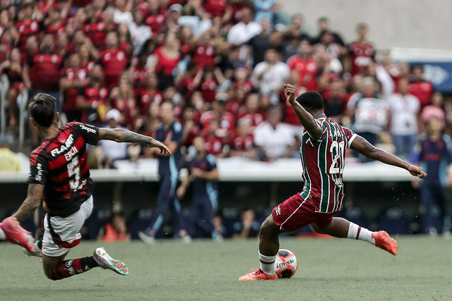 Arias tem boa atuação no Fla-Flu decisivo, mas Flamengo garante o título. (FOTO: LUCAS MERÇON/ FLUMINENSE F.C.)