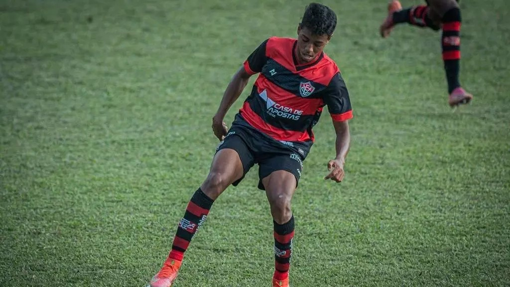 Alexsandro em atuação pelo Vitória. (Foto: Reprodução)