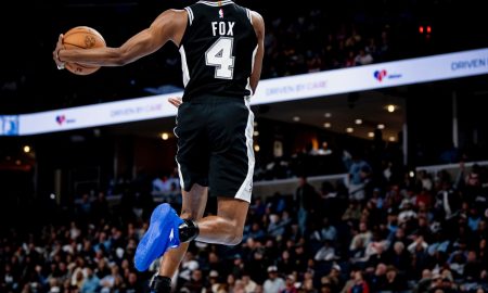 Spurs vencem no último minuto após cesta de De'Aaron Fox