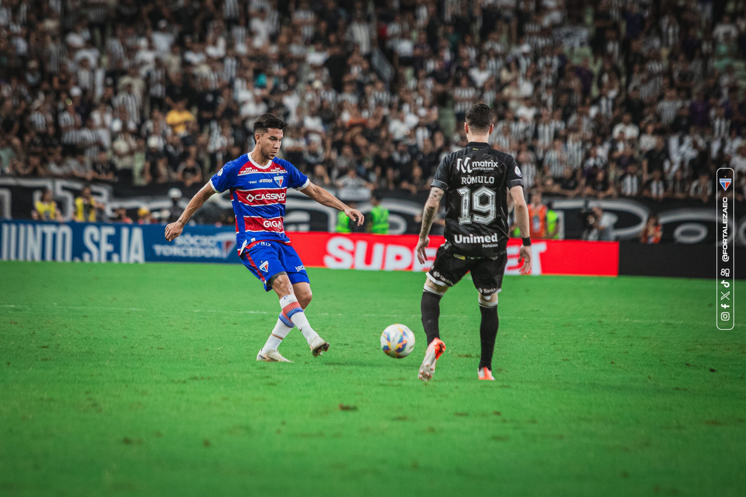 Pol Fernández em ação no Clássico-Rei. (Foto: Mateus Lotif/FEC)