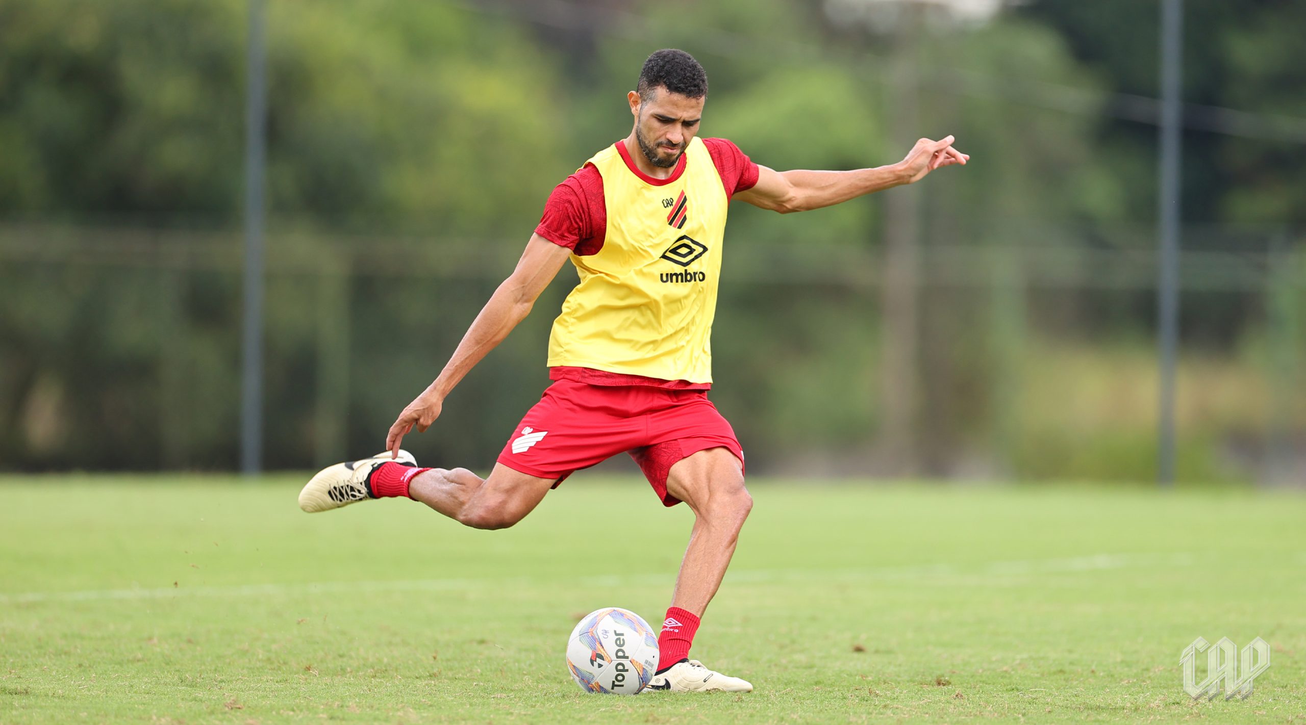 Alan Kardec em treino pelo Furacão. (Foto: Duda Matoso/CAP)