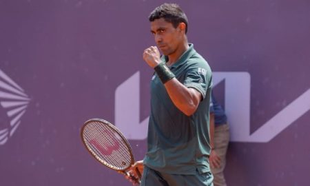 Thiago Monteiro vibra com vaga na final (Foto: Milko Ulloa @milkofotos / @challengerdesantiagooficial)