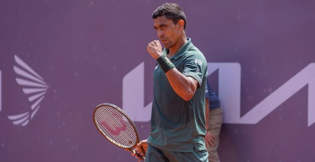 Thiago Monteiro vibra com vaga na final (Foto: Milko Ulloa @milkofotos / @challengerdesantiagooficial)